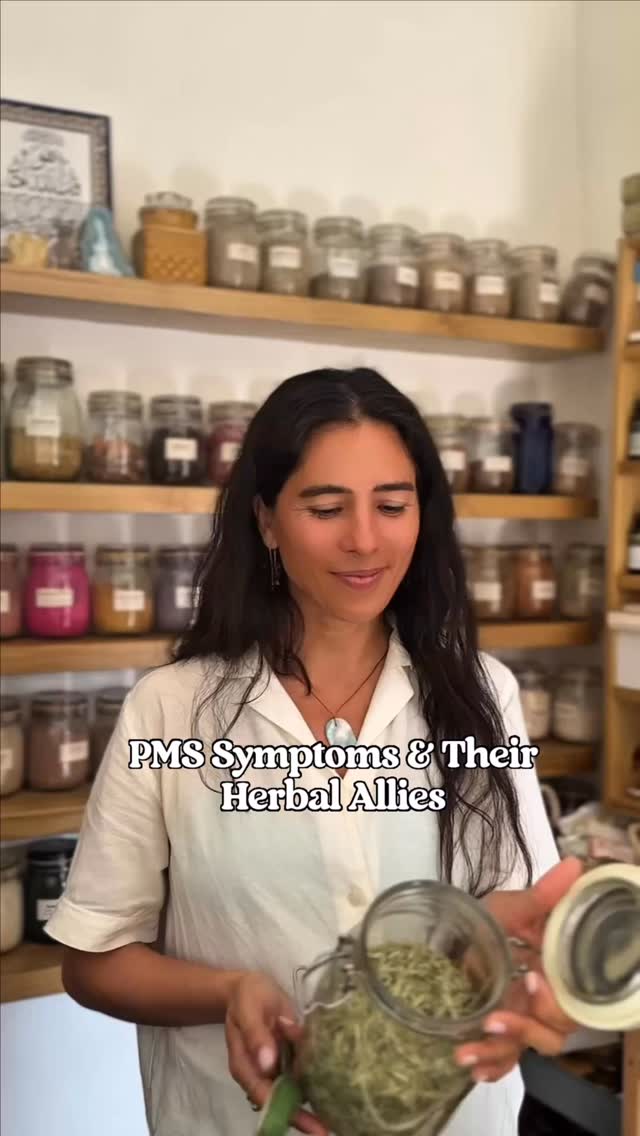 I used to be completely taken out by period pain.
Days of my life, gone. Plans canceled. Curled up in bed, not knowing what to do.

That was before I met the plants that changed everything.
Here’s what I take now — and why it works.
Save this. Share it with a friend. It might change her life too.

—

CRAMPS
These herbs help relax the smooth muscles of the uterus and reduce inflammation.
Try: Angelica, Ginger, Chamomile, Lavender, Cramp Bark, Raspberry Leaf.
Drink frequently during your period or a day or two before.

MOOD SWINGS
These herbs regulate hormonal shifts + calm the nervous system.
Try: Lemon Balm, Rose, Reishi, Ashwagandha, Schisandra, Passionflower.

HEADACHES
These herbs support oxygenation + blood flow to the brain.
Try: Peppermint (topical & tea), Rosemary, Ginger, Feverfew.

HEAVY BLEEDING
Styptics help stop bleeding. Tonics strengthen the uterus over time.
Try: Lady’s Mantle, Yarrow, Raspberry Leaf, Red Clover.

—

📦 Available as:
✨ Happy Woman Tea (Moon Flow) — for monthly support
✨ Equilibria — for daily hormone balance
✨ Pain Away Oil — for external relief
✨ Yoni Love Steam — for deeper womb care

—

🛍 Visit us at the apothecary
📦 Order online for national delivery
📱 Cabarete: find us on the Komida app

#Herbalista #HappyWomanHerbs #PeriodSupport #NaturalRemedies #DominicanHerbalist WombWisdom